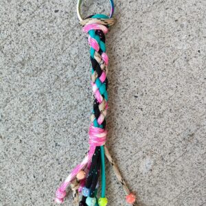 Handgemachter Paracord-Schlüsselanhänger