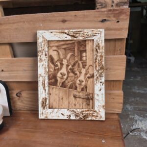 Holzbild «Zwei neugierige Geissen