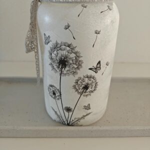 Handgemachtes Windlicht mit Pusteblumenmotiv